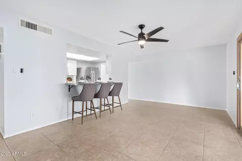 327 E Malibu Dr, Tempe, AZ 85282 photo 10
