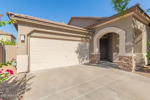 7246 S 38th Pl, Phoenix, AZ 85042 photo 2