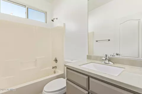 7246 S 38th Pl, Phoenix, AZ 85042 photo 24