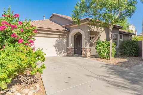 7246 S 38th Pl, Phoenix, AZ 85042 photo 3