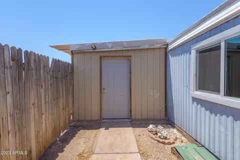 660 N Pinal Dr, Apache Junction, AZ 85120 photo 3