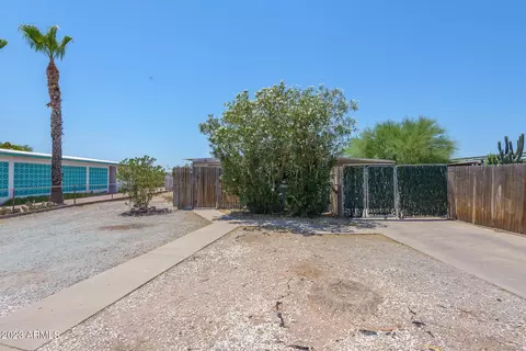 660 N Pinal Dr, Apache Junction, AZ 85120