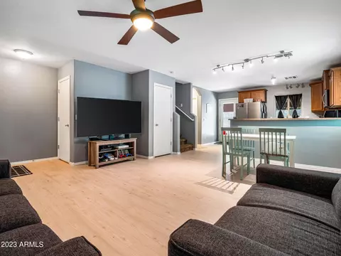 337 S Aaron --, Mesa, AZ 85208 photo 5