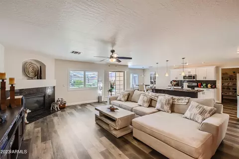 2037 E Avenida Del Sol --, Phoenix, AZ 85024 photo 7