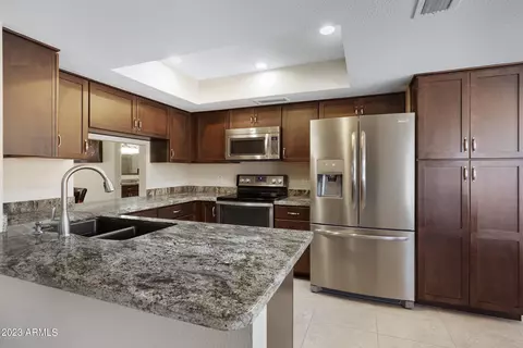 4202 E Janice Way, Phoenix, AZ 85032 photo 9
