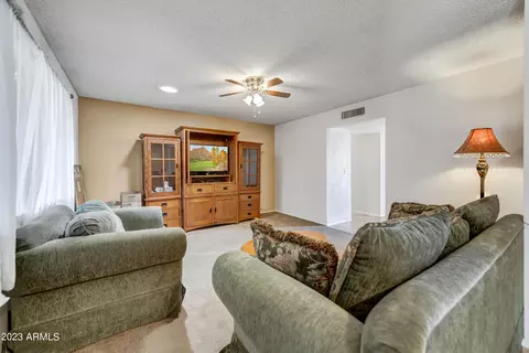 4021 E Carmel Cir, Mesa, AZ 85206 photo 11