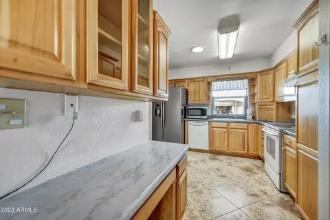 4021 E Carmel Cir, Mesa, AZ 85206 photo 8