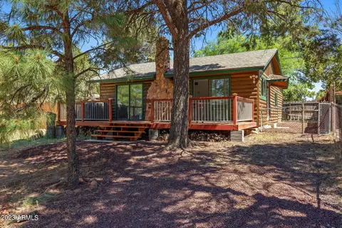 2048 Chevelon Rd, Overgaard, AZ 85933