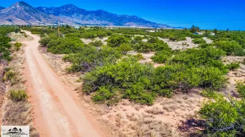1 E Lane Ranch Rd #30, Hereford, AZ 85615