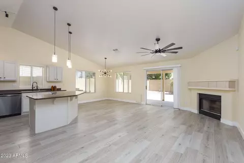 2809 E Hononegh Dr, Phoenix, AZ 85050 photo 14