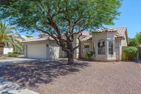 2809 E Hononegh Dr, Phoenix, AZ 85050