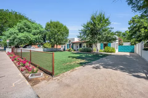 44 E Medlock Dr, Phoenix, AZ 85012 photo 3