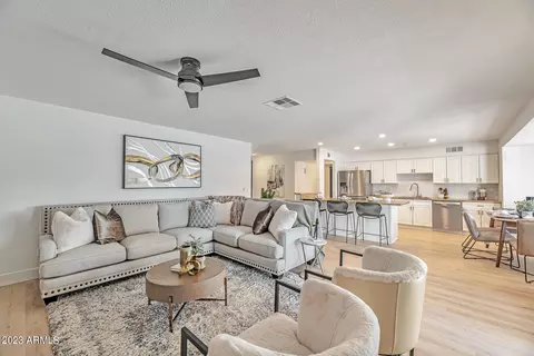 3315 E Angela Dr, Phoenix, AZ 85032 photo 3