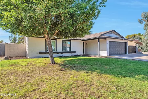 3315 E Angela Dr, Phoenix, AZ 85032 photo 2