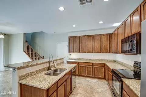 959 S Pheasant Dr, Gilbert, AZ 85296 photo 12
