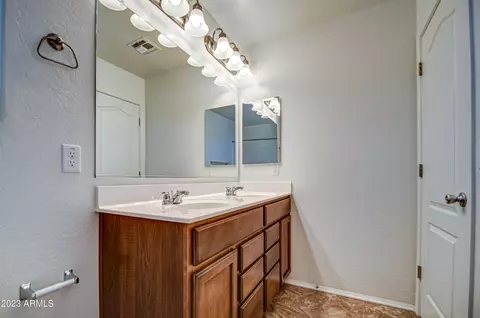 959 S Pheasant Dr, Gilbert, AZ 85296 photo 31