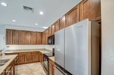 959 S Pheasant Dr, Gilbert, AZ 85296 photo 17