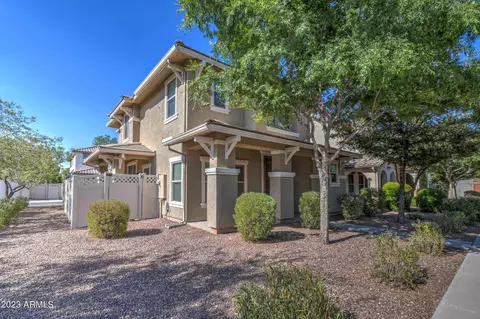 959 S Pheasant Dr, Gilbert, AZ 85296 photo 3