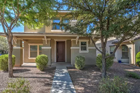959 S Pheasant Dr, Gilbert, AZ 85296 photo 2