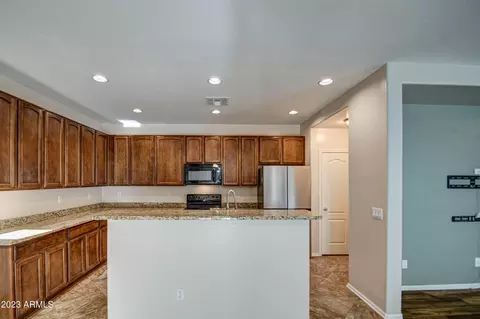 959 S Pheasant Dr, Gilbert, AZ 85296 photo 14