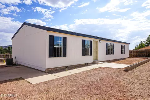 1483 N Cochise Cir, Tombstone, AZ 85638
