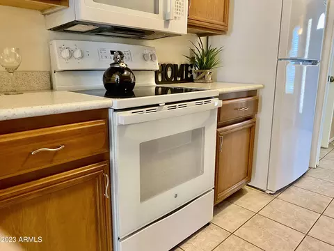 740 E Villa Rita Dr, Phoenix, AZ 85022 photo 10