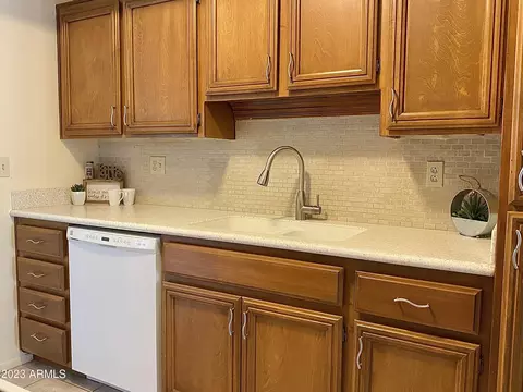 740 E Villa Rita Dr, Phoenix, AZ 85022 photo 12