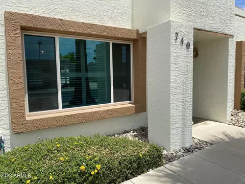 740 E Villa Rita Dr, Phoenix, AZ 85022 photo 4