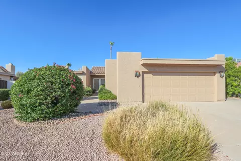 25825 S Foxglenn Dr, Sun Lakes, AZ 85248