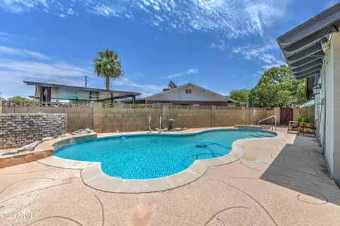 1872 E Concorda Cir, Tempe, AZ 85282 photo 35