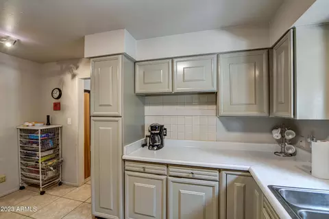 1872 E Concorda Cir, Tempe, AZ 85282 photo 25