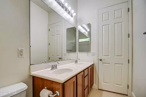 3863 E Comstock Dr, Gilbert, AZ 85296 photo 40