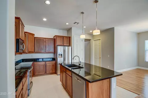 3863 E Comstock Dr, Gilbert, AZ 85296 photo 11