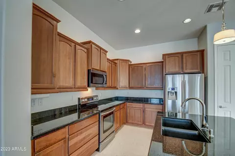 3863 E Comstock Dr, Gilbert, AZ 85296 photo 10