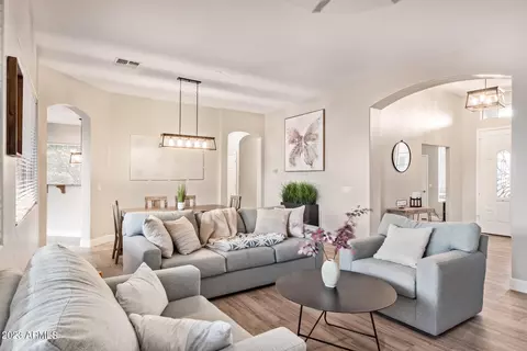 9814 E Lompoc Ave, Mesa, AZ 85209