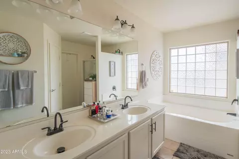 2302 E Parkside Ln, Phoenix, AZ 85024 photo 15