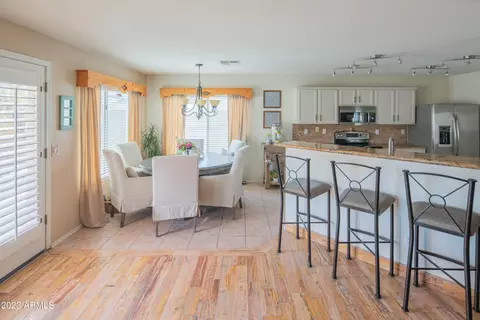 2302 E Parkside Ln, Phoenix, AZ 85024 photo 9