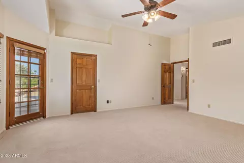 526 E Stonebridge Dr, Gilbert, AZ 85234 photo 14