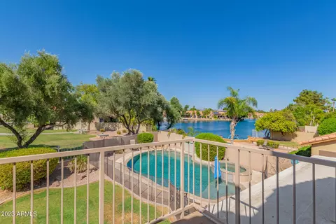 526 E Stonebridge Dr, Gilbert, AZ 85234 photo 17
