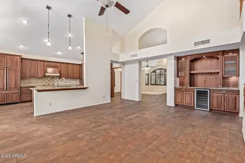 526 E Stonebridge Dr, Gilbert, AZ 85234 photo 7