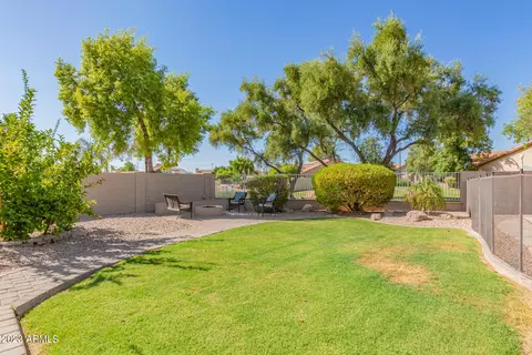 526 E Stonebridge Dr, Gilbert, AZ 85234 photo 28