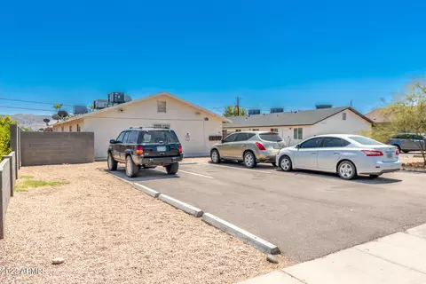 2547 E Marguerite Ave, Phoenix, AZ 85040 photo 2