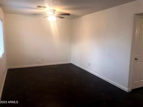 2547 E Marguerite Ave, Phoenix, AZ 85040 photo 13