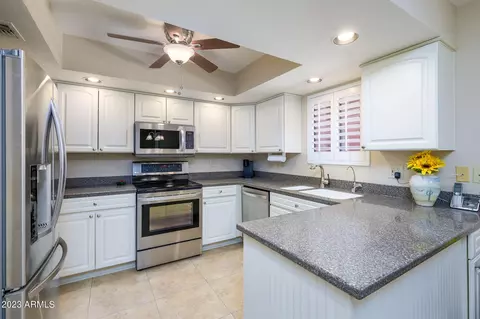 4303 E Cactus Rd #433, Phoenix, AZ 85032 photo 2