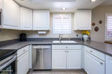4303 E Cactus Rd #433, Phoenix, AZ 85032 photo 4