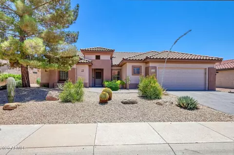 15556 W Coral Pointe Dr, Surprise, AZ 85374
