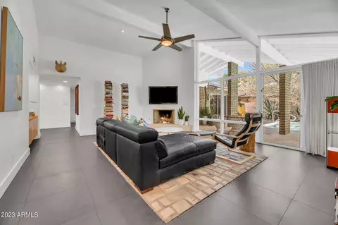 415 E Mclellan Blvd, Phoenix, AZ 85012 photo 11