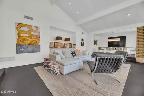 415 E Mclellan Blvd, Phoenix, AZ 85012 photo 9