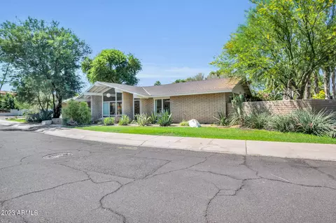 415 E Mclellan Blvd, Phoenix, AZ 85012 photo 3