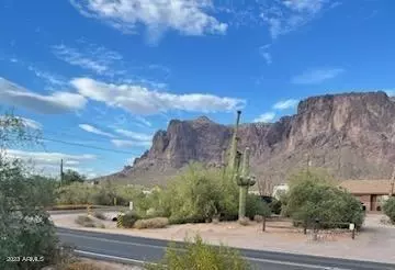 1625 N Geronimo Rd, Apache Junction, AZ 85119 photo 2